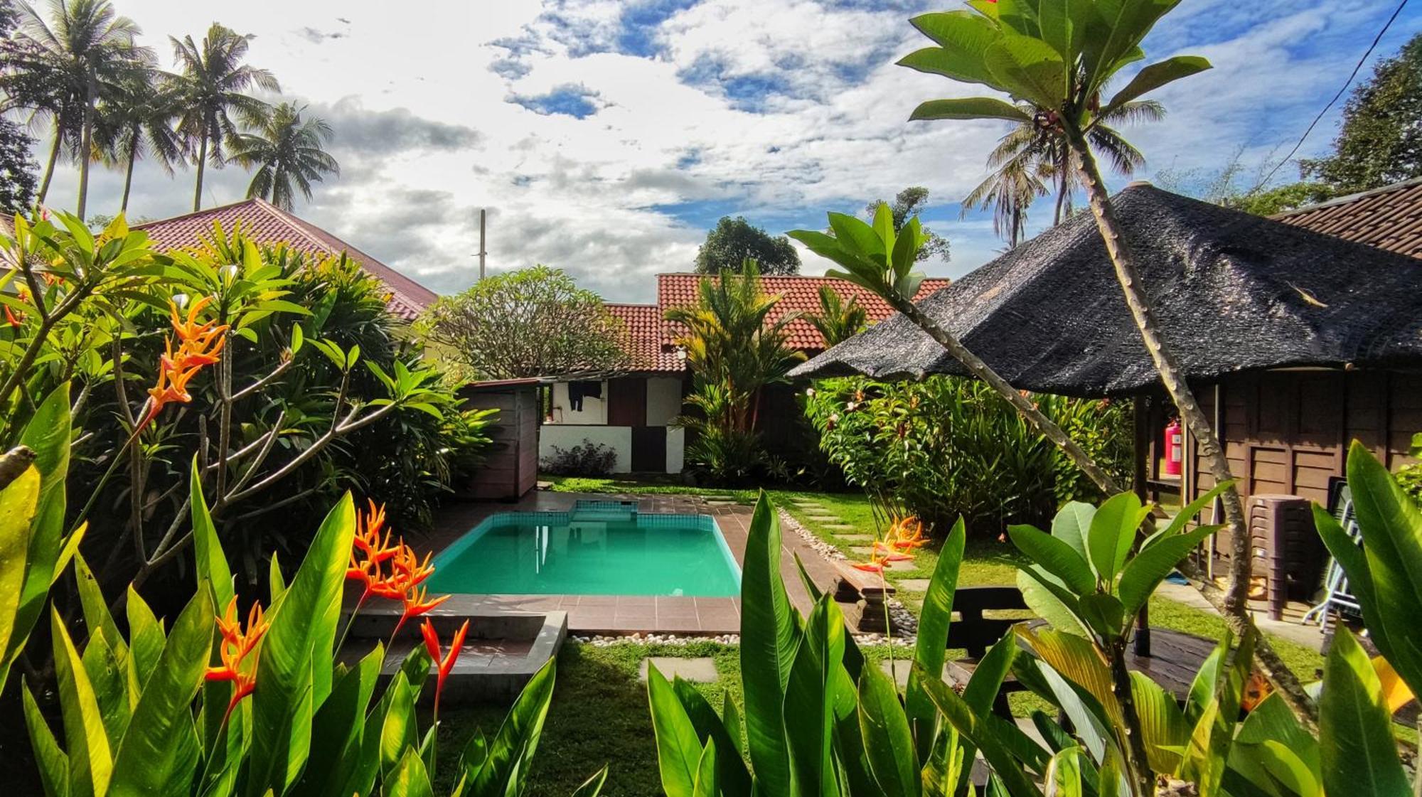 Kampung Tok Lembut Vacation Home Pantai Cenang  Exterior photo