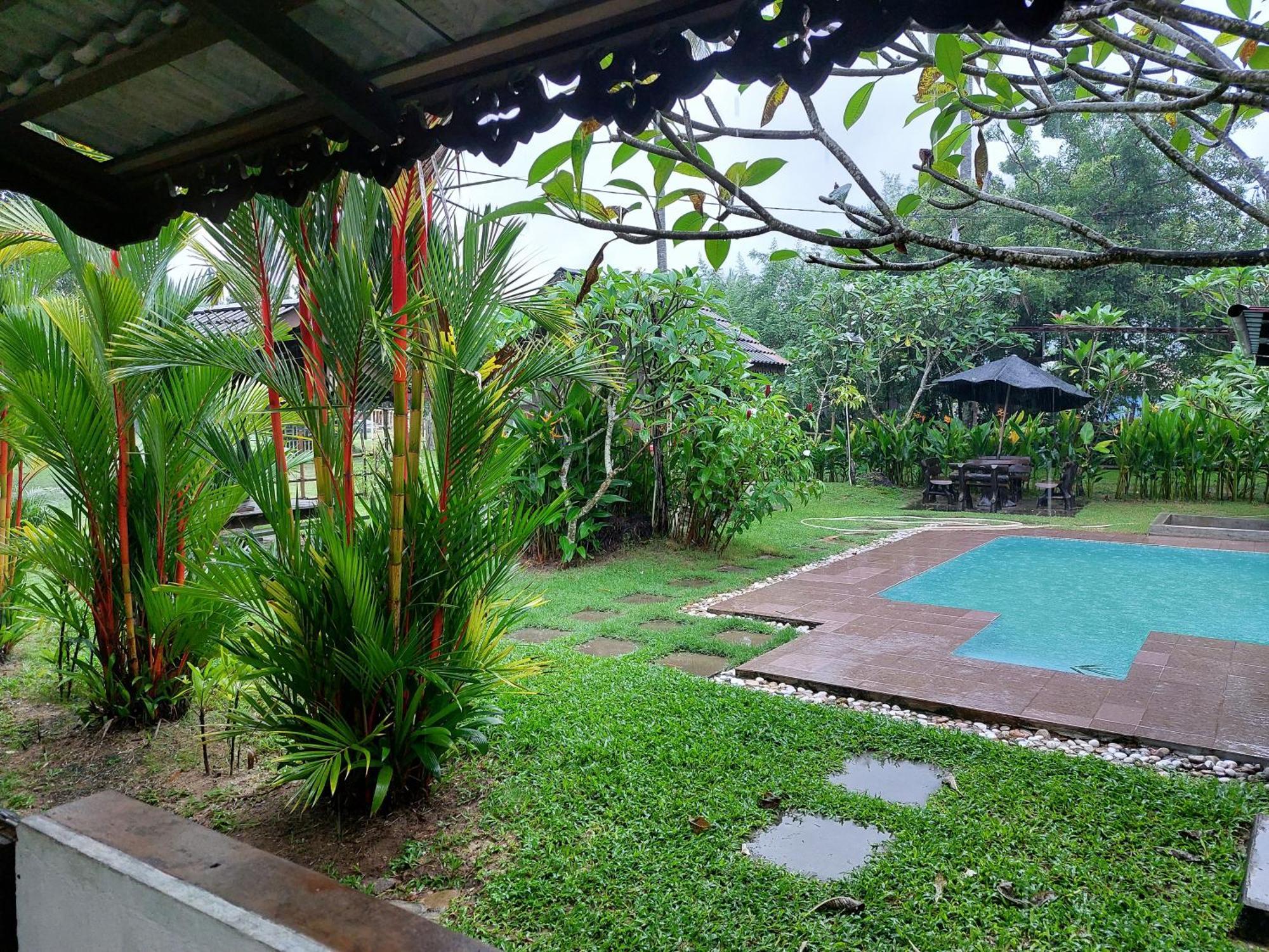Kampung Tok Lembut Vacation Home Pantai Cenang  Exterior photo