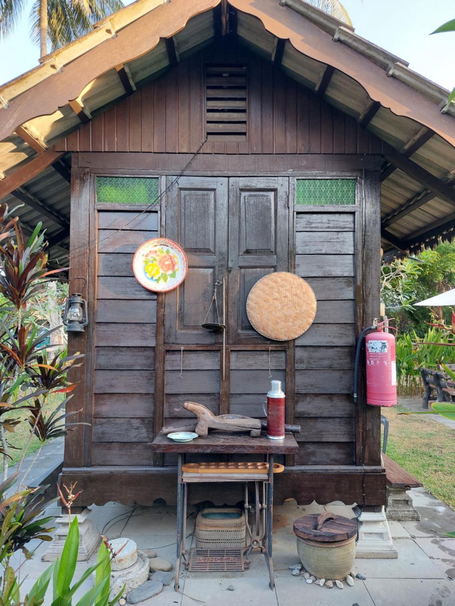 Kampung Tok Lembut Vacation Home Pantai Cenang  Exterior photo